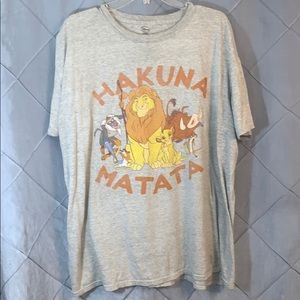 💋 Disney 2X HAKUNA MATAT tee t-shirt Lion king